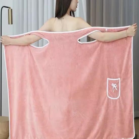 A mostrar a imagem para Roupão de banho feminino com alças, pode ser usado como toalha, não é de algodão puro, ideal para uso em salões de beleza e em casa, absorvente e de secagem rápida, sem perder pelos. ImagemRoupão de banho feminino com alças, pode ser usado como toalha, não é de algodão puro, ideal para uso em salões de beleza e em casa, absorvente e de secagem rápida, sem perder pelos.