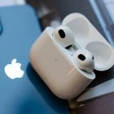 Fones de ouvido Bluetooth Huaxiangbei verdadeiramente sem fio para iPhone 15, modelo oficial de 2024, genuíno e original de oitava geração.